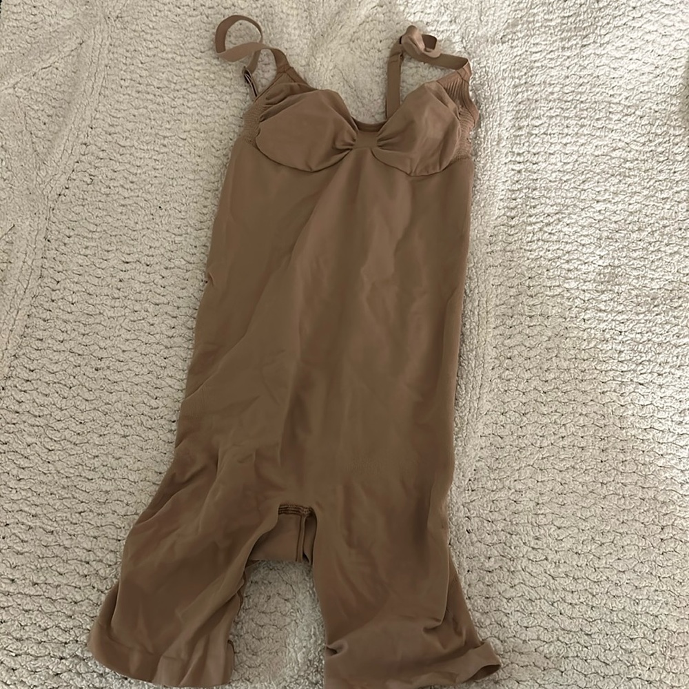Shape wear